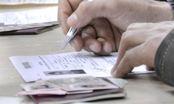 Технически проблем срина системата за издаване на документи в Бургас