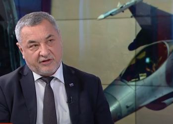 Валери Симеонов: Позорно е решението за F-16, само с ракетите можем да защитим България (ВИДЕО)