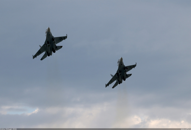 Ивънредно: Кошмар с два руски Су-34 в небето, единият рухна в Японско море, а другият...