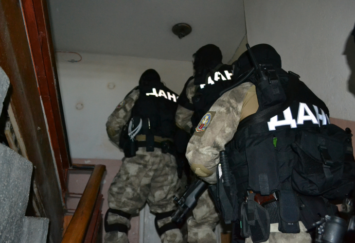 Прокуратурата обяви за арестувани 43 чужденци у нас от ОПГ, свързана с терористични организации, главатарят ѝ е сириец