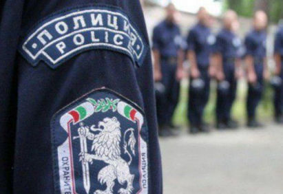 Ченгетата от 4 РУП, обвинени в корупция, влязоха в съда