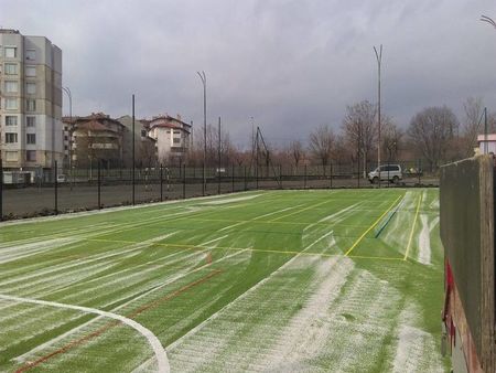 Още една мечта на айтозлии се сбъдва! Изграждат модерна спортна площадка в двора на СУ "Хр. Ботев"