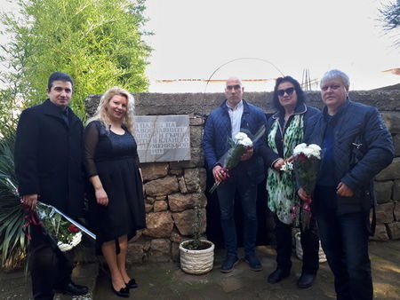 Народни представители от БСП-Бургас уважиха празника на Българово