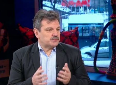 А-р Александър Симидчиев: Наргилетата са поне толкова вредни, колкото и цигарите
