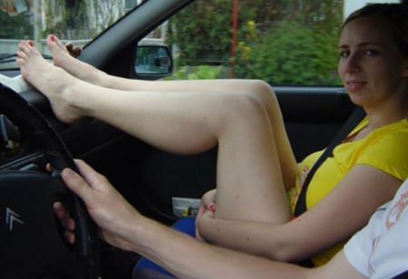 Млада майка опна краката си на таблото в колата и остана инвалид за цял живот