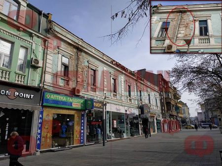 Погнаха рентиерите, отказващи да обновят фасадите на своите сгради в Бургас