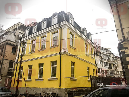 Собственик на имот даде  пример - вдъхна нов живот на стара сграда в сърцето на Бургас