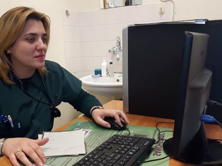 Още 5 млади лекари издържаха успешно изпитите си за специалност в УМБАЛ Бургас