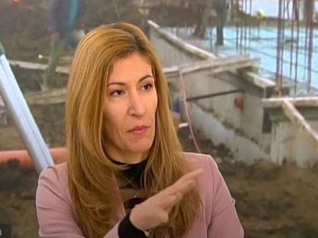 Министърът на туризма Николина Ангелкова: Строежите на плажа са забранени, строг е контролът