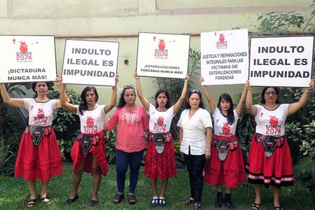 Защо са стерилизирали стотици хиляди жени в Перу?