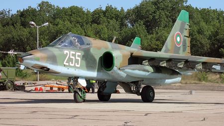 Правителството одобри 83 млн. лв. за ремонт на съветските изтребители Су-25