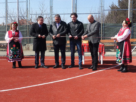 Кметът на Несебър откри нова спортна площадка в Кошарица