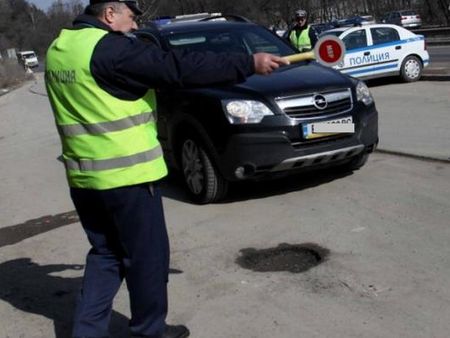 В почивните дни ще ври от полиция в Бургаско, вижте причината