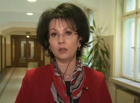 Румяна Арнаудова: Наблюдаващите прокурори ще преценят да искат ли отстраняване на Рейзи като кмет