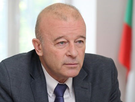 Зам.-министър Ангел Попов: Работим по сигнала за нелегалното приложение за таксиметрови услуги
