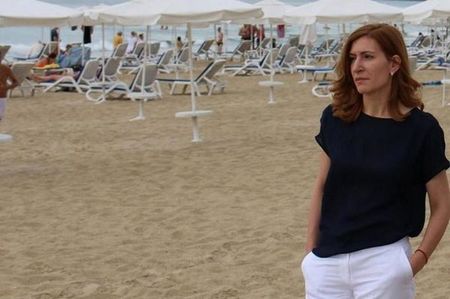 Министърът на туризма Николина Ангелкова зове хотелиерите за безплатна трета нощувка, те се ослушват