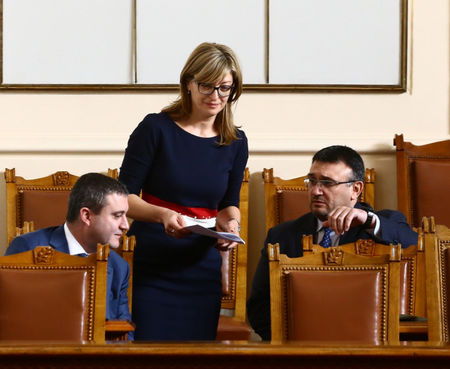 Захариева даде нови подробности за трагедията край Скопие, скандала с Турция и една покана!