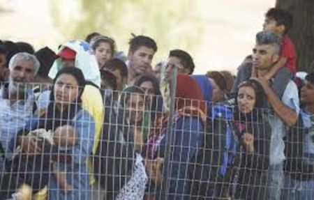 Турция обеща да не допуска мигрантски поток към съседите си