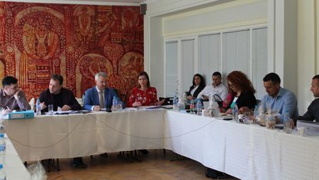 НСОРБ скочи на Каракачанов: За ромите не са виновни кметовете, те нямат правомощия в сектор "Сигурност"