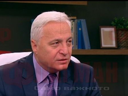 Шефът на Сметната палата: Партиите намаляват, а милионите им се увеличават