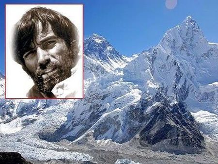 Христо Проданов покори Еверест преди 35 години със снимка на Васил Левски и остана на върха