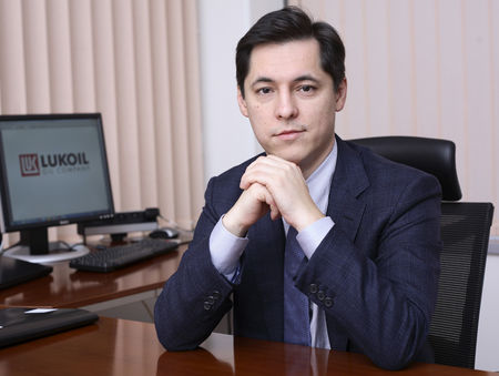 Булат Субаев е новият управител на „Лукойл България“, Златев очаква по-висок пост