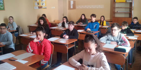 Експеримент: Два часа диктуват на ученици в Несебър "Щърков сняг" на Радичков