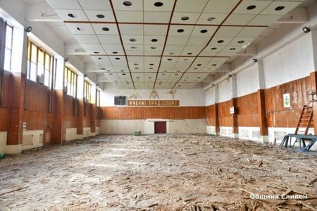 Ремонтират емблематичната зала "Асеновец" в Сливен, държавата осигури 1,5 млн.лева
