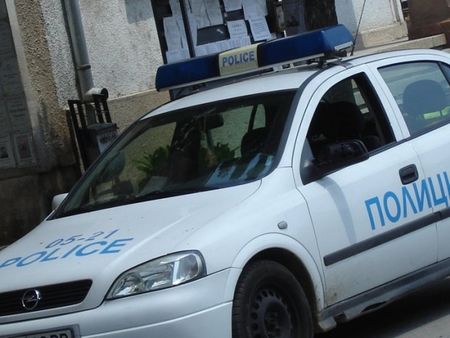 Пак безчинство: Кърваво циганско меле в Шумен, полицай е ранен