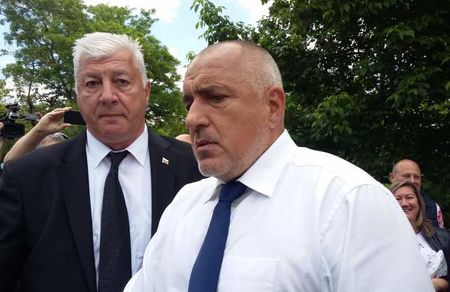 Бойко Борисов гарантира на пловдивчани, че няма да допусне застрояването на парк, дистанцира се от кмета Иван Тотев