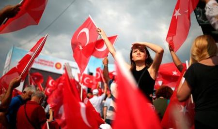 Правят нови избори за кмет в Истанбул, отмениха резултатите от март
