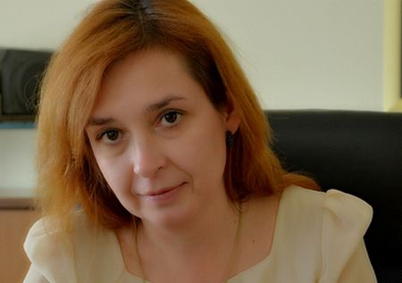 Зам.-министър Зорница Русинова ще подпише първите договори с общини за предоставяне на „Патронажна грижа“