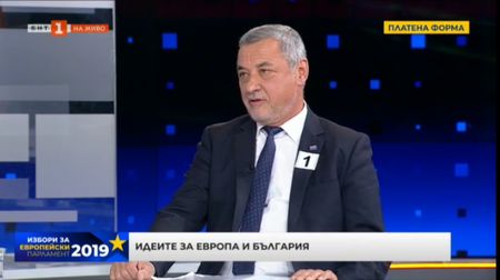 Валери Симеонов: Ще се изправя срещу лобитата в Европа така, както се изправих срещу хазартния бизнес у нас