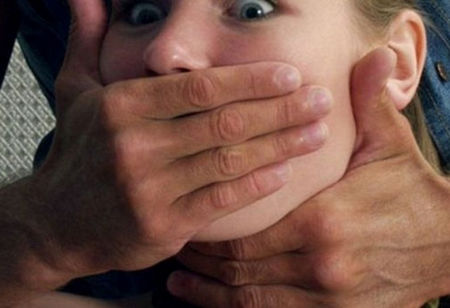 14-годишна брутално изнасилена от приятел на баща си в София