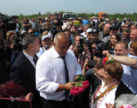 Премиерът Бойко Борисов: Правим и обхода на АМ "Тракия", за да не се влиза в Бургас