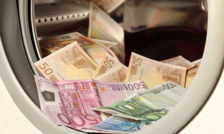 Българка призна за подла схема за пране на пари в съда в Ню Йорк