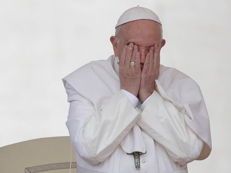 За първи път: Папата назначи жени във важен орган на Ватикана
