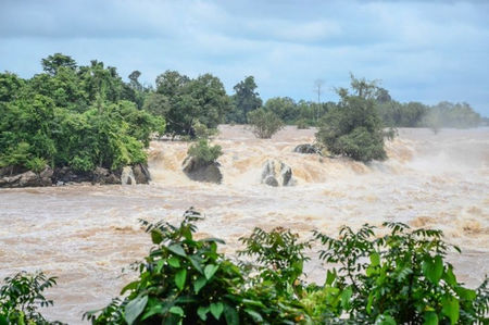 Язовирът край село Тутраканци преля, евакуираха хората от 9 къщи