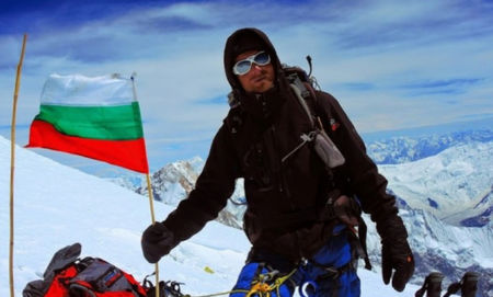 Прощаваме се със загиналия алпинист Иван Томов