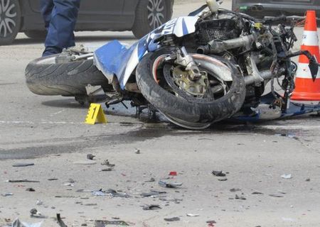 Огромна трагедия! 21-годишна шофьорка с Ауди уби на място млад моторист