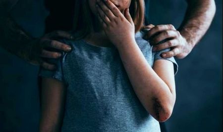 Арестуваха българин в Берлин, насилвал 8-годишната си дъщеря