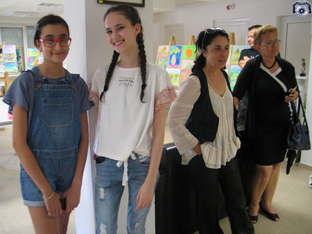 Ученици от СУ “Любен Каравелов“ в Несебър се включиха в изложба на детска школа по изобразително и приложно изкуство
