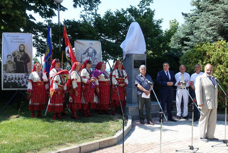 Паметник на Апостол войвода бе открит в Несебър