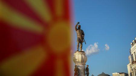 Белград ли е причина за напрежението по оста София-Скопие?