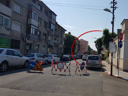 Затвориха за движение важна улица в центъра на Бургас