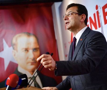 Новият кмет на Истанбул Екрем Имамоглу - надежда за светска Турция или популист?