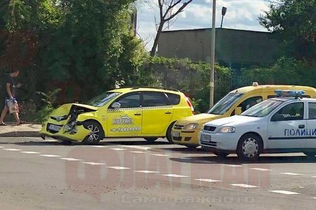 Станаха ясни подробности за вчерашното меле между такси и мерцедес в Бургас