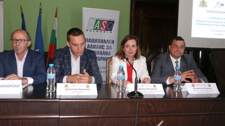 Кметовете в Бургаска област пионери - обединиха сили в Меморандум за интегрирана социална политика