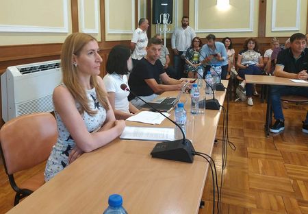 Министърът на туризма Николина Ангелкова: Започваме ревизия на старите концесии