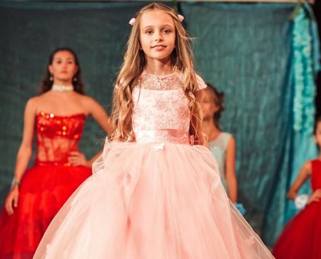 9-годишно момиченце от Варна е най-красивото дете на планетата